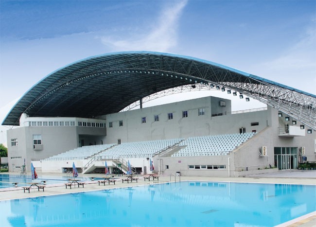 塔城游泳馆网架